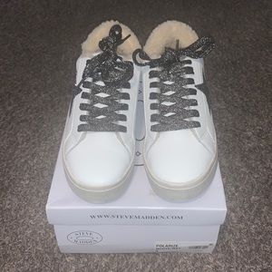Steve Madden Polarize white/Nat Size 8